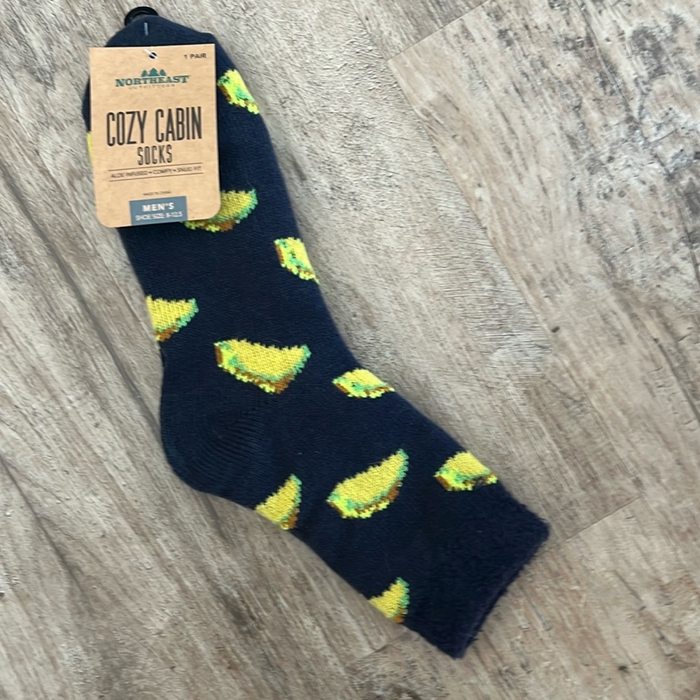 Men's Navy Taco Cozy Cabin Socks